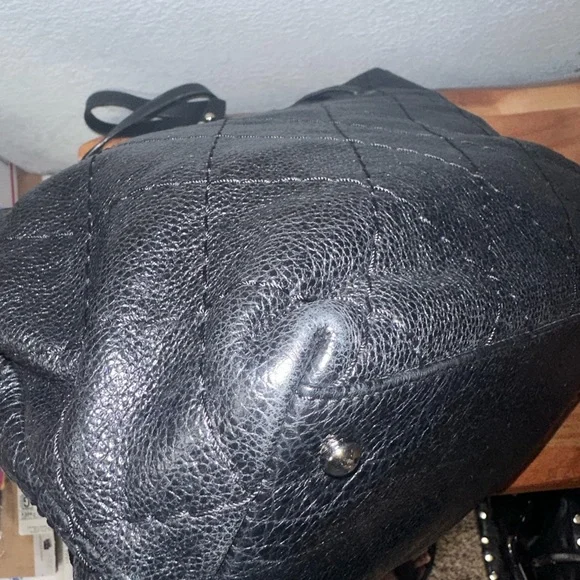 CHANEL On The Road Large Tote - Picture 9 of 15